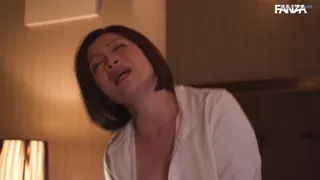 URE-087 “That LinkedIn Post From The CEO’s Wife Triggered Me…” – Maki Tomoda Gets Fucked By The Officer Junior At A Conference